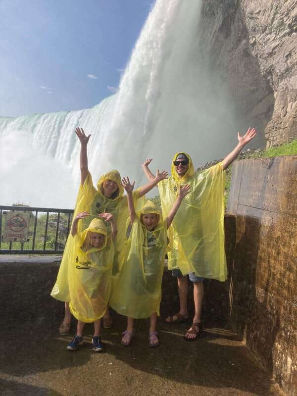 Niagara Falls: Guided Tour with Behind the Falls & Boat Ride - Who should book this tour (and who might skip)