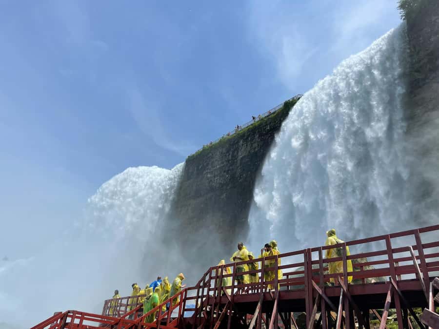 Niagara Falls: Maid of the Mist & Cave of the Winds Tour - Cave of the Winds and the hurricane deck shower