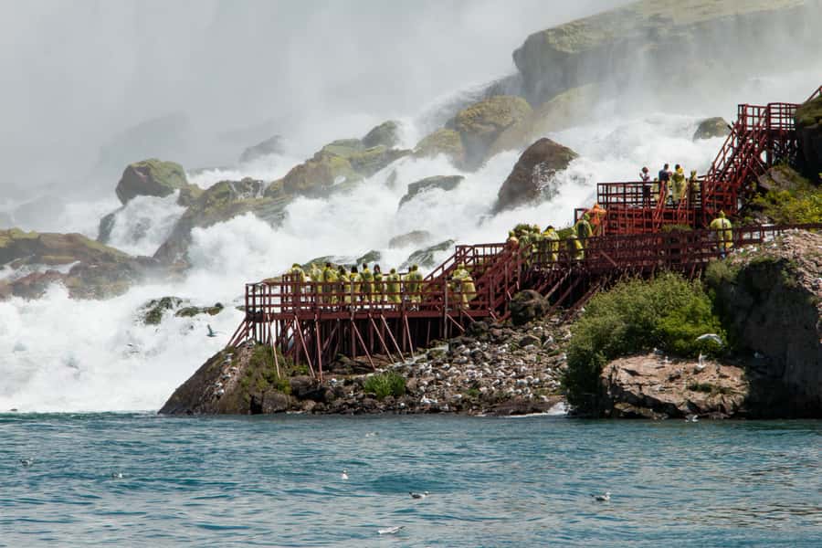 Niagara Falls USA: Day/Night Tour with Light Show & Boat - Maid of the Mist Boat Ride: The Classic Niagara Experience