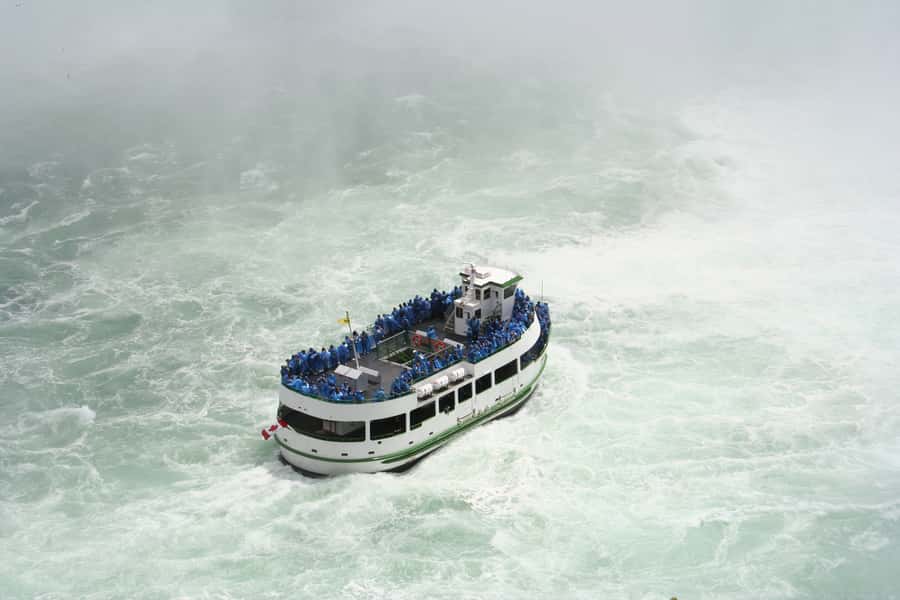 Niagara Falls USA: Day/Night Tour with Light Show & Boat - Illumination Light Show and Seasonal Fireworks Over the Falls
