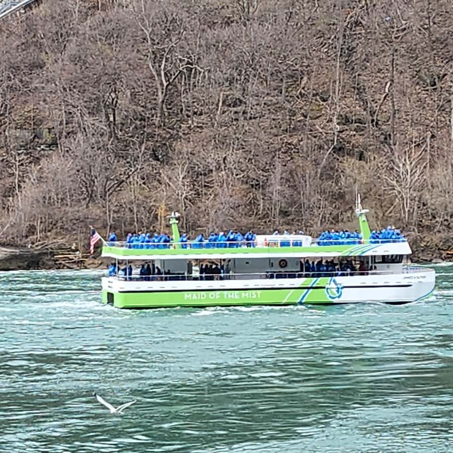 Niagara Falls, USA: Guided Tour with Maid of the Mist Cruise - Hard Rock Cafe meeting point, plus the parking reality