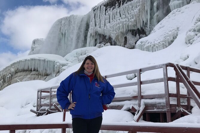 Niagara Falls Winter Wonderland Small Group Tour - What to wear in Niagara winter, and what the tour gives you