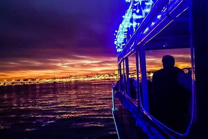 Nights of Lights Boat Cruise - Who should book this cruise, and who might want a different plan