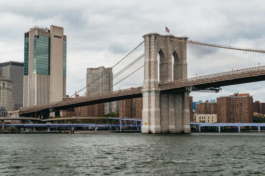 NYC: Around Manhattan Official NYC Architecture Cruise - Why an architect-led cruise beats a skyline checklist