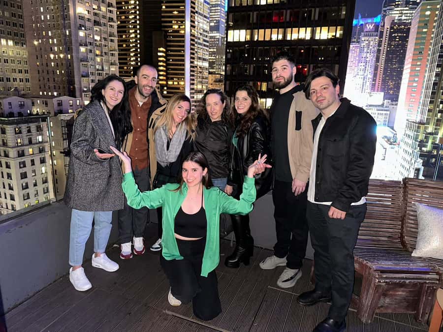NYC: Bar, Lounge and Rooftop Nightlife Tour - Midtown Nightlife in 3 Hours: How the Route Stays Fun