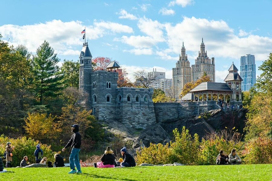 NYC: Central Park Pedicab Tour with Photo Stops - Bethesda Fountain and Bow Bridge, where the park feels cinematic