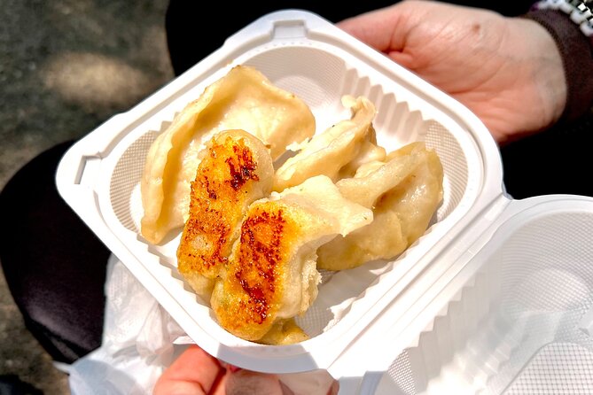 NYC: Chinatown & Little Italy Food Tour with 7 Flavorful Tastings - Guide Quality: Why Guests Keep Naming Their Hosts
