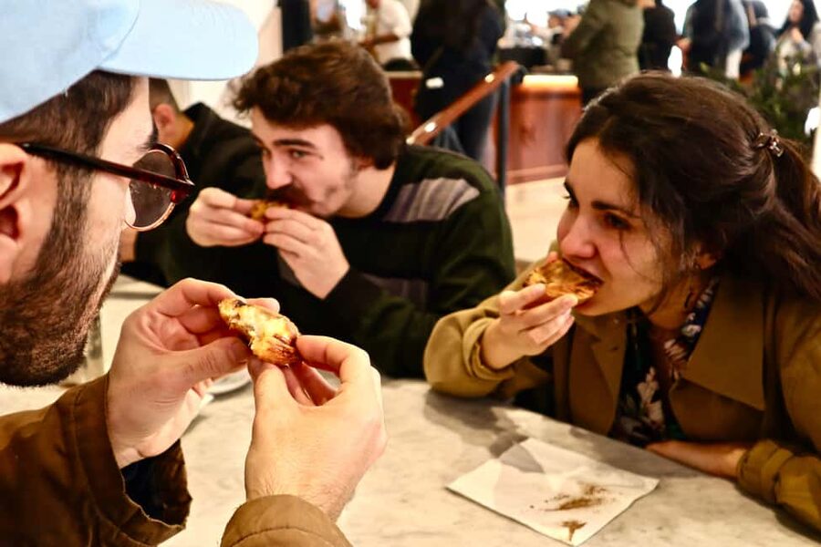 NYC: Chinatown & Little Italy Food Tour with 8 Tastings - Any drawbacks to plan for