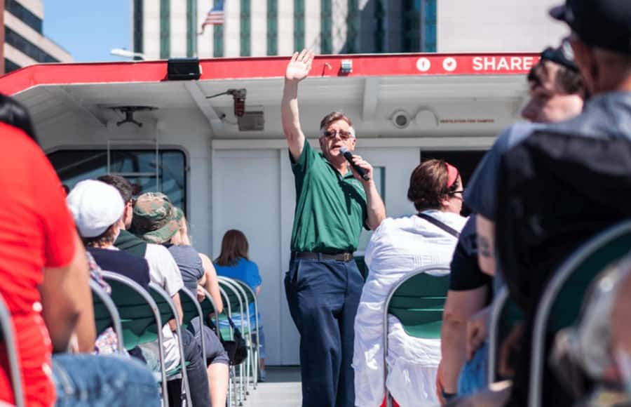 NYC: Circle Line 1-Hr Statue of Liberty Skip-The-Line Cruise - Pier 83 to Your First Big Views: Boarding the Circle Line