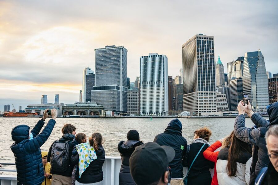 NYC: Circle Line 2h Harbor Lights Cruise Skip-The-Box-Office - Ellis Island and the Statue of Liberty: the close pass you will remember