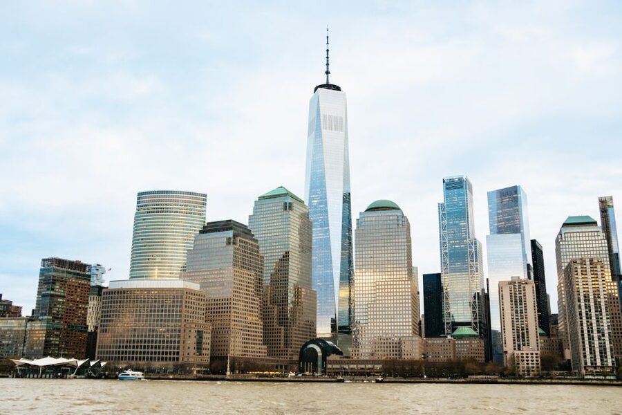 NYC: Circle Line 2h Harbor Lights Cruise Skip-The-Box-Office - South Street Seaport and Battery Park: where the skyline glows at night