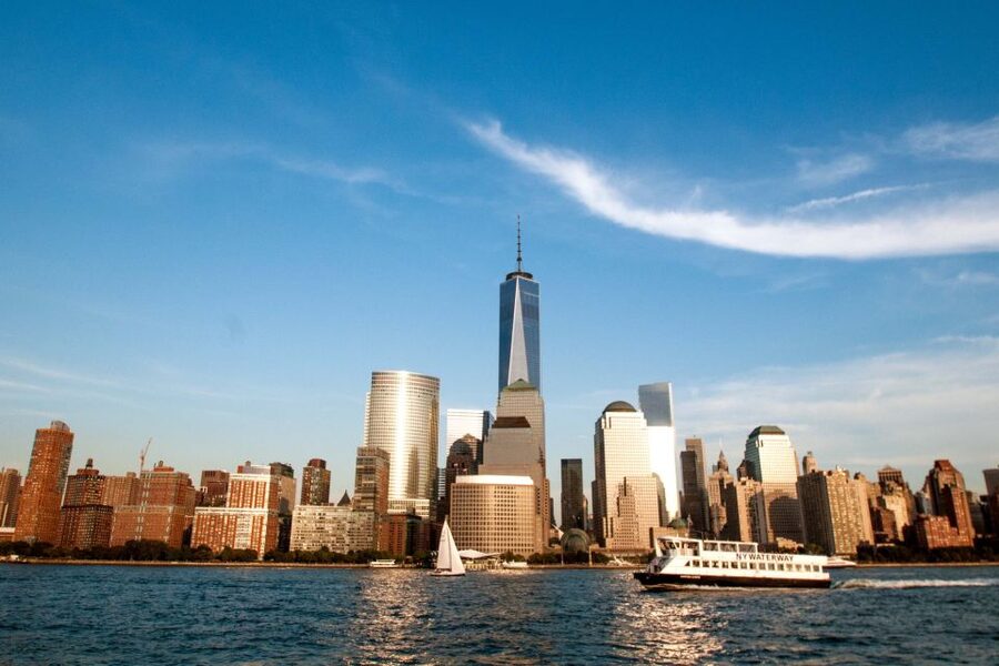 NYC: Circle Line "The Beast" Midtown/Downtown Speedboat Ride - Midtown vs Downtown: Picking Pier 81 BEASTro or Pier 16
