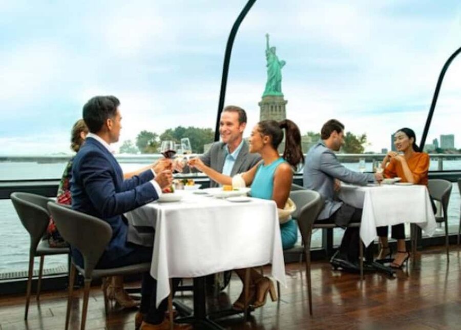 NYC: City Cruises Luxury Brunch, Lunch or Dinner Cruise - Pier 61 to the skyline: the vibe on Bateaux New York
