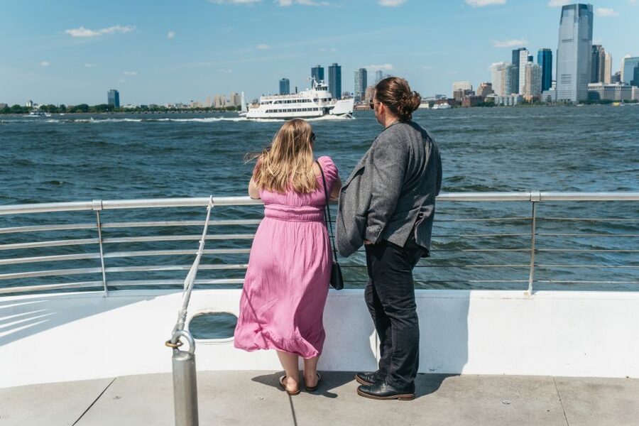 NYC: City Cruises Luxury Brunch, Lunch or Dinner Cruise - 2 to 3 hours that actually feel like a plan