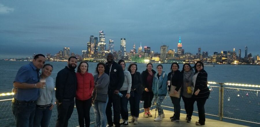 NYC: City Skyline Sightseeing MiniBus Tour at Night - What the Bus Setup Means for Your Comfort