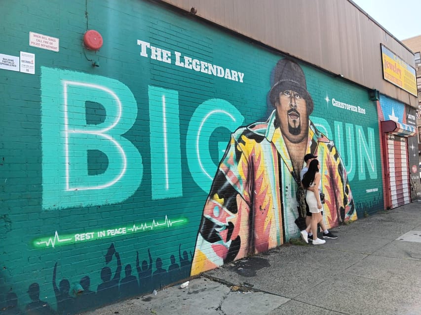 NYC: Contrasts of Bronx, Queens, Brooklyn, & Manhattan Tour - Guides, language, and why reviews keep praising the same names