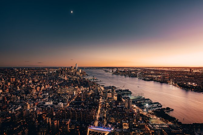 NYC Edge Observation Deck at Hudson Yards Admission Ticket - Night vs day in New York, when Edge shines