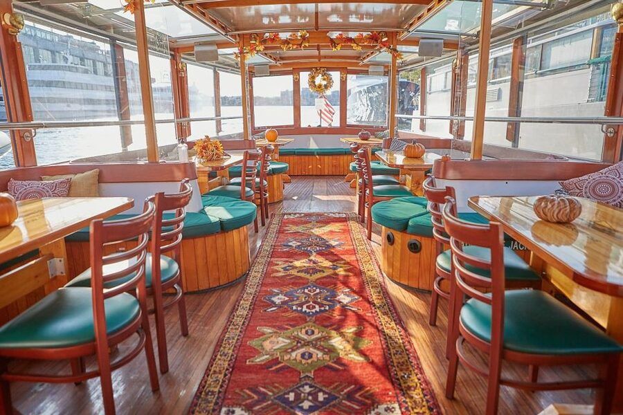 NYC: Evening Jazz Cruise on the Yacht Manhattan - Price and Value: Paying for Music, Boat Comfort, and Liberty Views