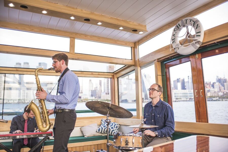 NYC: Evening Jazz Cruise on the Yacht Manhattan - Should You Book This Yacht Manhattan Jazz Cruise?