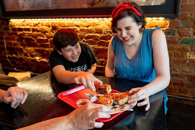 NYC: Greenwich Village Food Tour with 6 Locals Favorites Dishes - What You Eat: Falafel, Bagels, NYC Pizza, Cupcake, Cookie, and the Signature Secret Dish