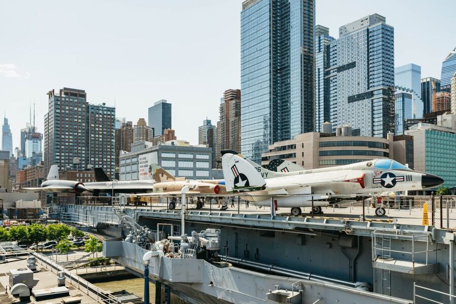 NYC: Intrepid Museum Entry Ticket - Gallery Deck: Combat Information Spaces and Marine Berthing