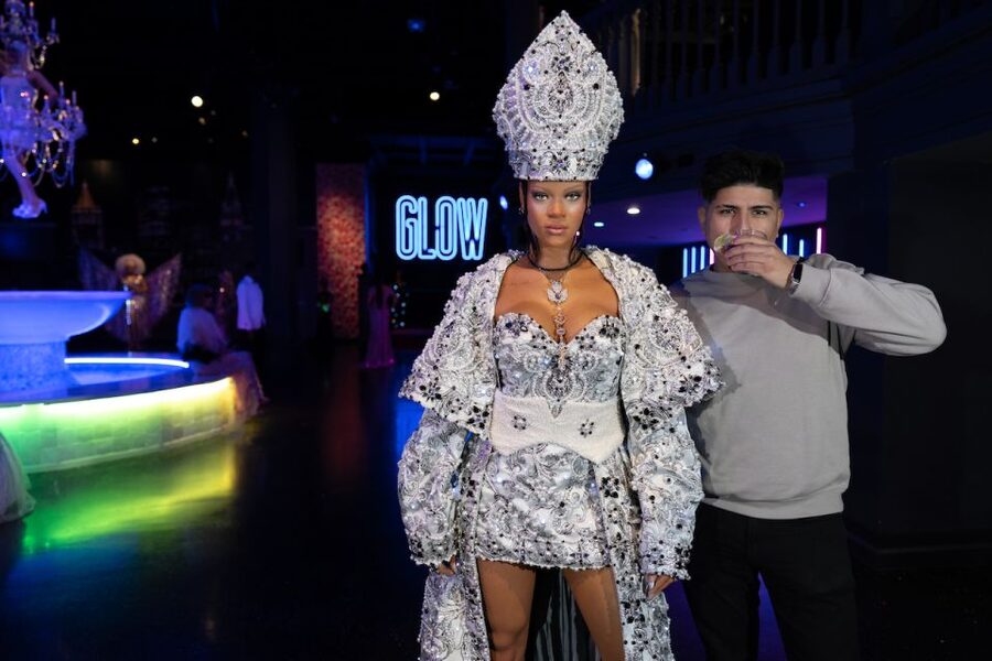 NYC: Madame Tussauds Entry Tickets - Photo strategy that avoids the worst of the crowding