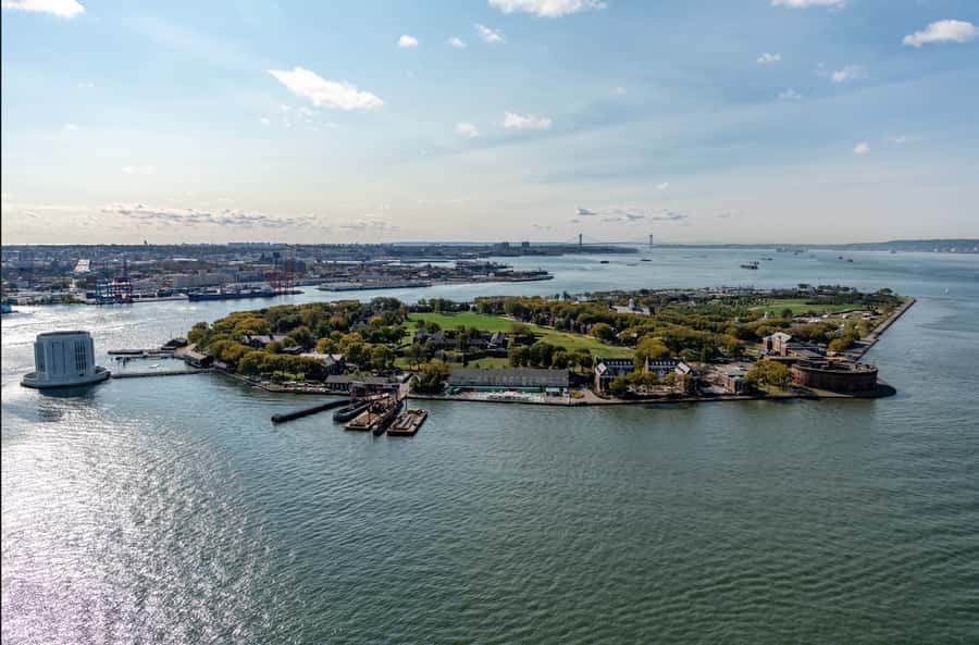 NYC: Manhattan Sightseeing Helicopter Tour - Comfort, safety protocols, and what calm feels like in the air
