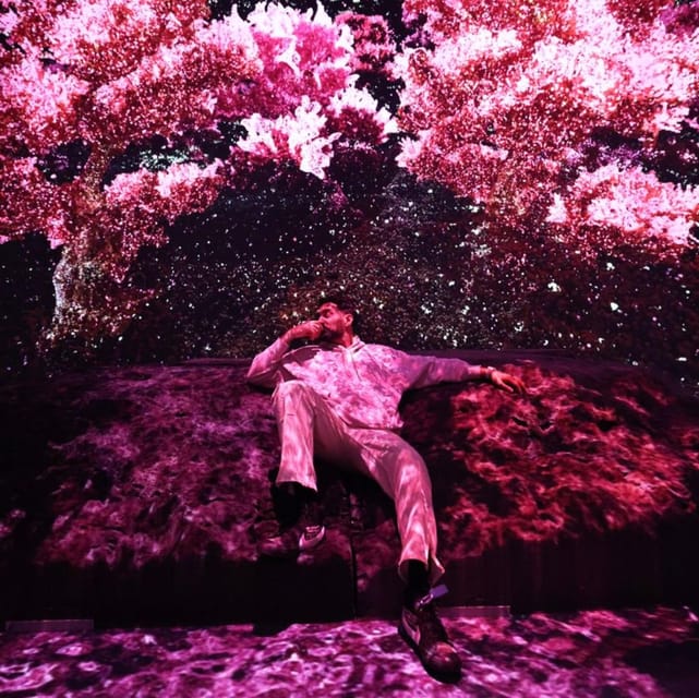 NYC: Mercer Labs Museum of Art and Technology - The Infinity Room with 507,000 LEDs