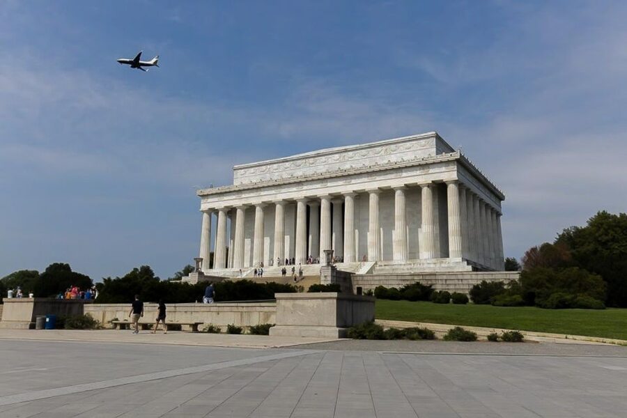 NYC: Philadelphia, Washington DC & Amish Country 2-Day Tour - Museums With a Backup Plan: Air and Space vs Natural History