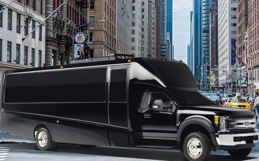 NYC: Private Luxury Tour of NYC With Transportation - Midtown West and Lincoln Center: big city icons with less stress