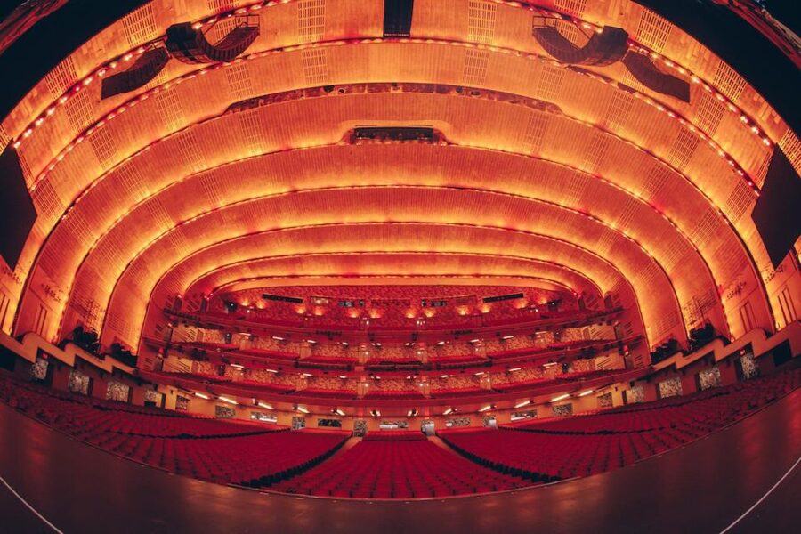 NYC: Radio City Music Hall Tour Experience - Timing, shoes, and practical comfort tips