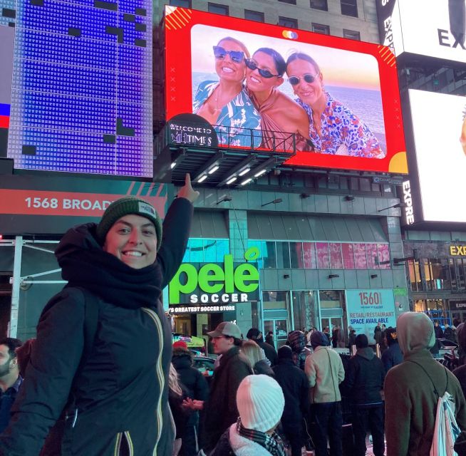 NYC: See Yourself on a Times Square Billboard for 24 Hours - How the hourly showtimes work across 24 hours