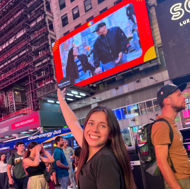 NYC: See Yourself on a Times Square Billboard for 24 Hours - Finding the billboard fast at 1560 Broadway