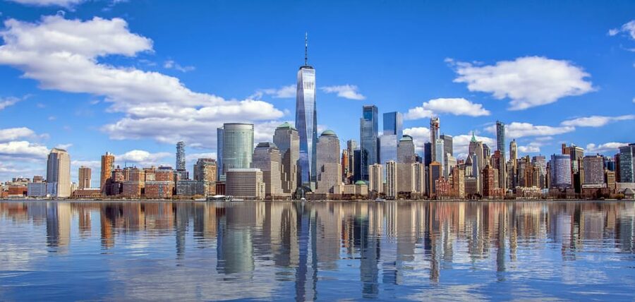 NYC: Starship Landmark 90 Minute Sightseeing Cruise - The named sights you’ll recognize, even without getting out