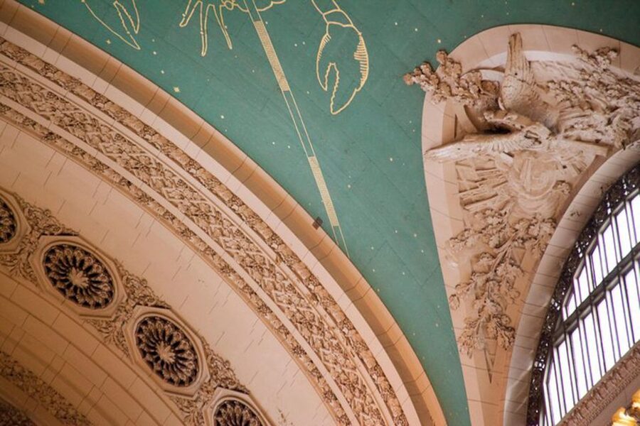 NYC: The Secrets of Grand Central Terminal - Hidden tennis courts in the sky, and how Grand Central used space creatively