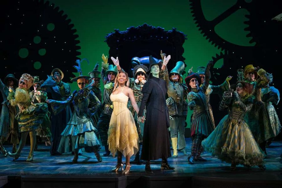 NYC: Wicked The Musical on Broadway - Inside the Theater: Time, Rules, and Pace