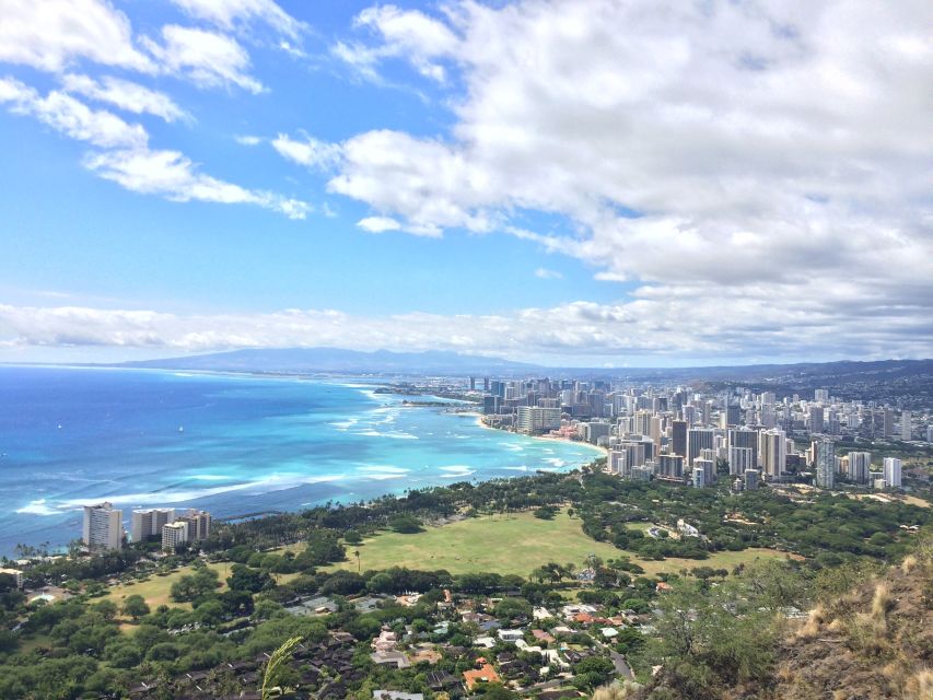 Oahu: Diamond Head Hike with Roundtrip Transportation - Gates open at 6:00 AM, so plan for a little waiting