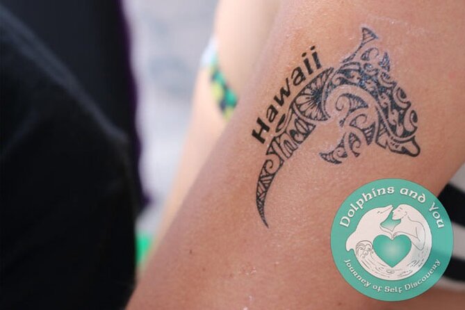 Oahu Dolphin and Snorkel Tour with Waikiki Pickup & Lunch - Hula, music, and the crew energy that makes it memorable