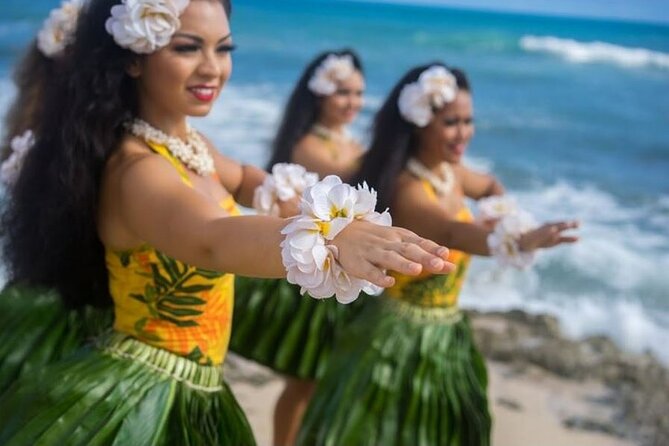 Oahu: Germaine's Luau - Weather, comfort, and the small issues that matter