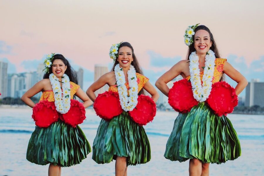 Oahu: Ka Moana Luau Dinner and Show at Aloha Tower - The Buffet: Farm-to-Table Style That’s Easy to Enjoy