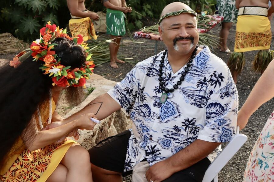 Oahu: Mauka Warriors Luau Cultural Experience with Dinner - The Island Feast Buffet: What You Eat, Vegetarian Options, and Drinks