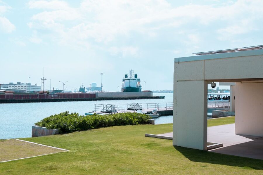 Oahu: Pearl Harbor, USS Arizona, and City Highlights Tour - Punchbowl National Cemetery: where the day broadens beyond 1941
