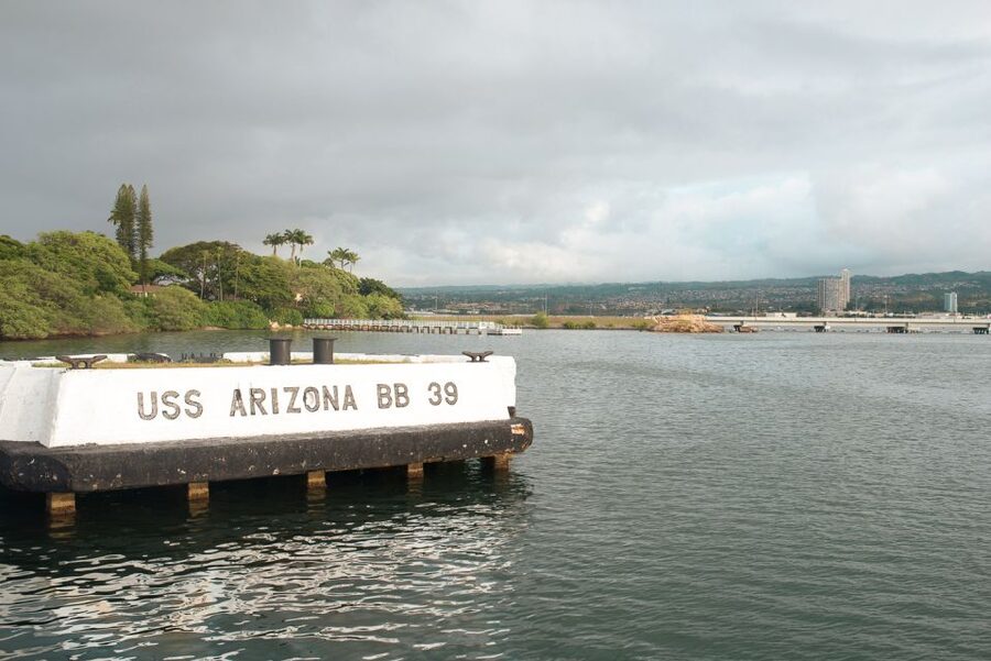 Oahu: Pearl Harbor, USS Arizona, and City Highlights Tour - Included extras, and how to handle the food question