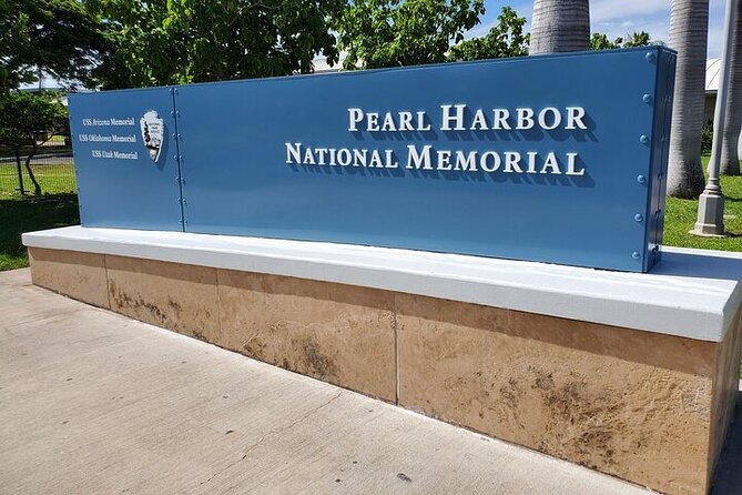 Oahu: Pearl Harbor USS Arizona Memorial Tour - Pearl Harbor visitor center briefing: your context before you head out
