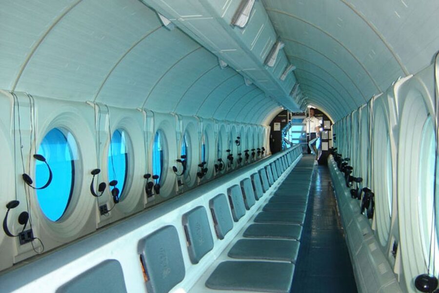 Oahu: Waikiki Submarine Tour - Inside the submarine: comfort, visibility, and the ladder factor