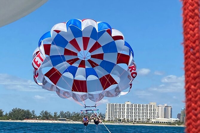 Ocean Parasailing Adventure In Fort Lauderdale, FL - Choosing Single, Tandem, or Triple: Weight Limits That Matter