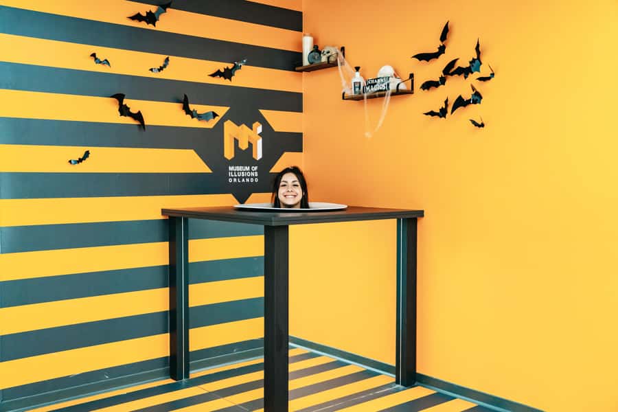 Orlando: Museum of Illusions Admission Ticket - Ames Room: size-bending and the joy of looking different