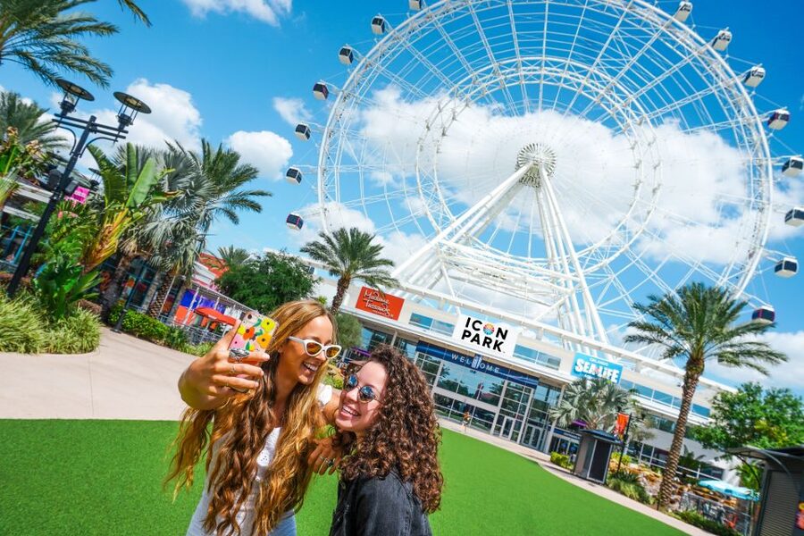 Orlando: The Orlando Eye with Optional Attraction Tickets - Inside the capsule: Bluetooth music, iPad info, and photos that actually work