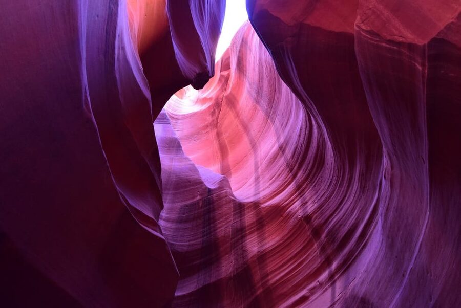 Page: Lower Antelope Canyon Prime-Time Guided Tour - Photo Stop and Photo Coaching: How Guides Help You Actually Get Shots