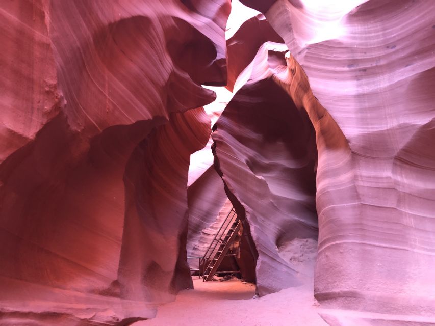Page: Lower Antelope Canyon Tour with Trained Navajo Guide - Photography Rules: What You Can Bring and How to Get Great Shots Anyway